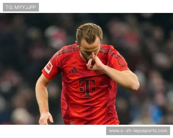 凯恩胸部停球抽射破门,拜仁再演教科书进攻 凯恩胸部停球抽射破门,拜仁再演教科书进攻