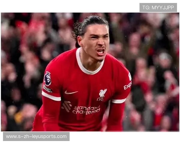 利物浦门前混战中努涅斯抢点入网，场面沸腾