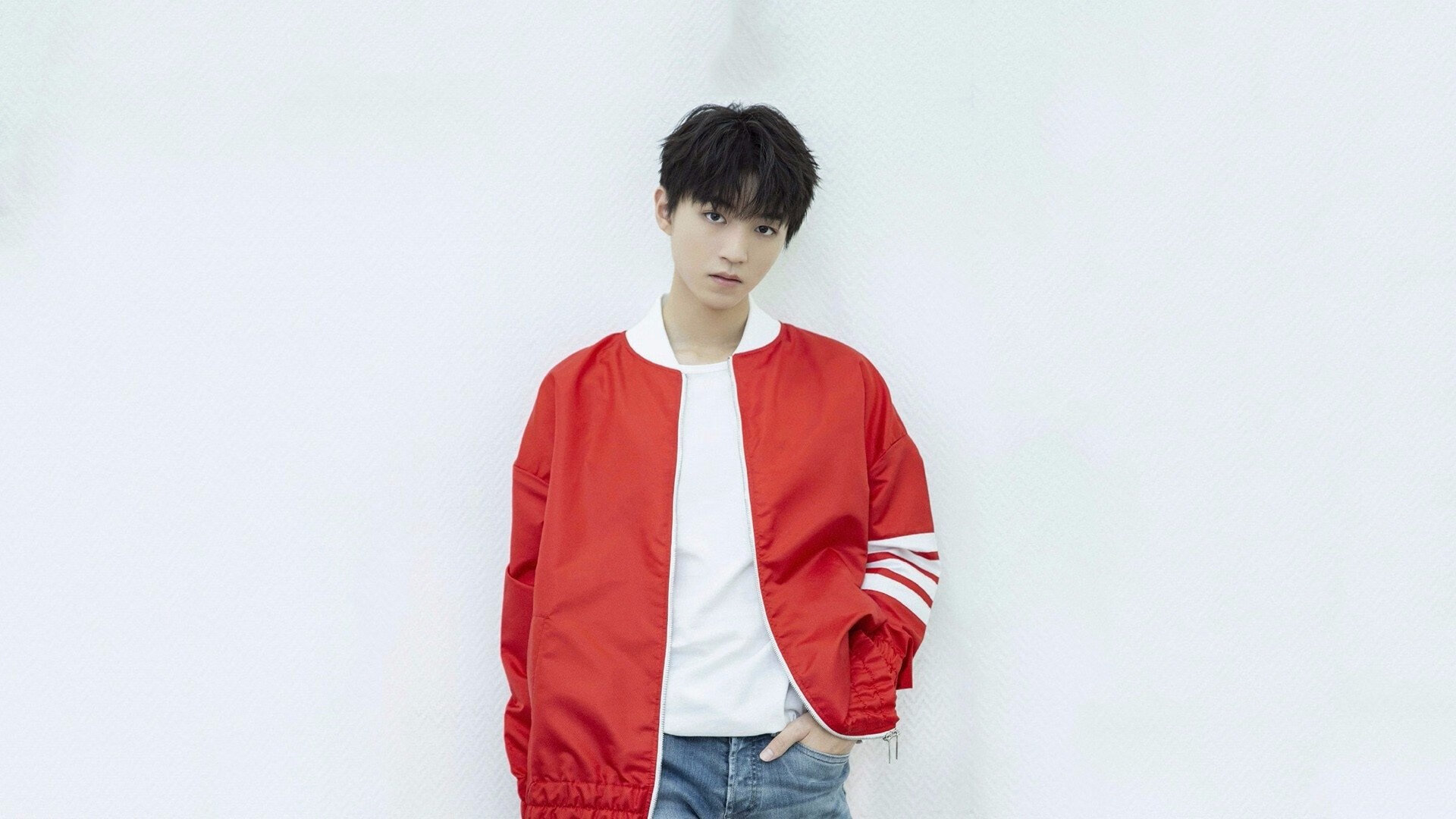 乐鱼电竞在线平台-中超俱乐部商业运作数据整理，中超俱乐部的收入构成,绝大多数收入来自商业赞助,比