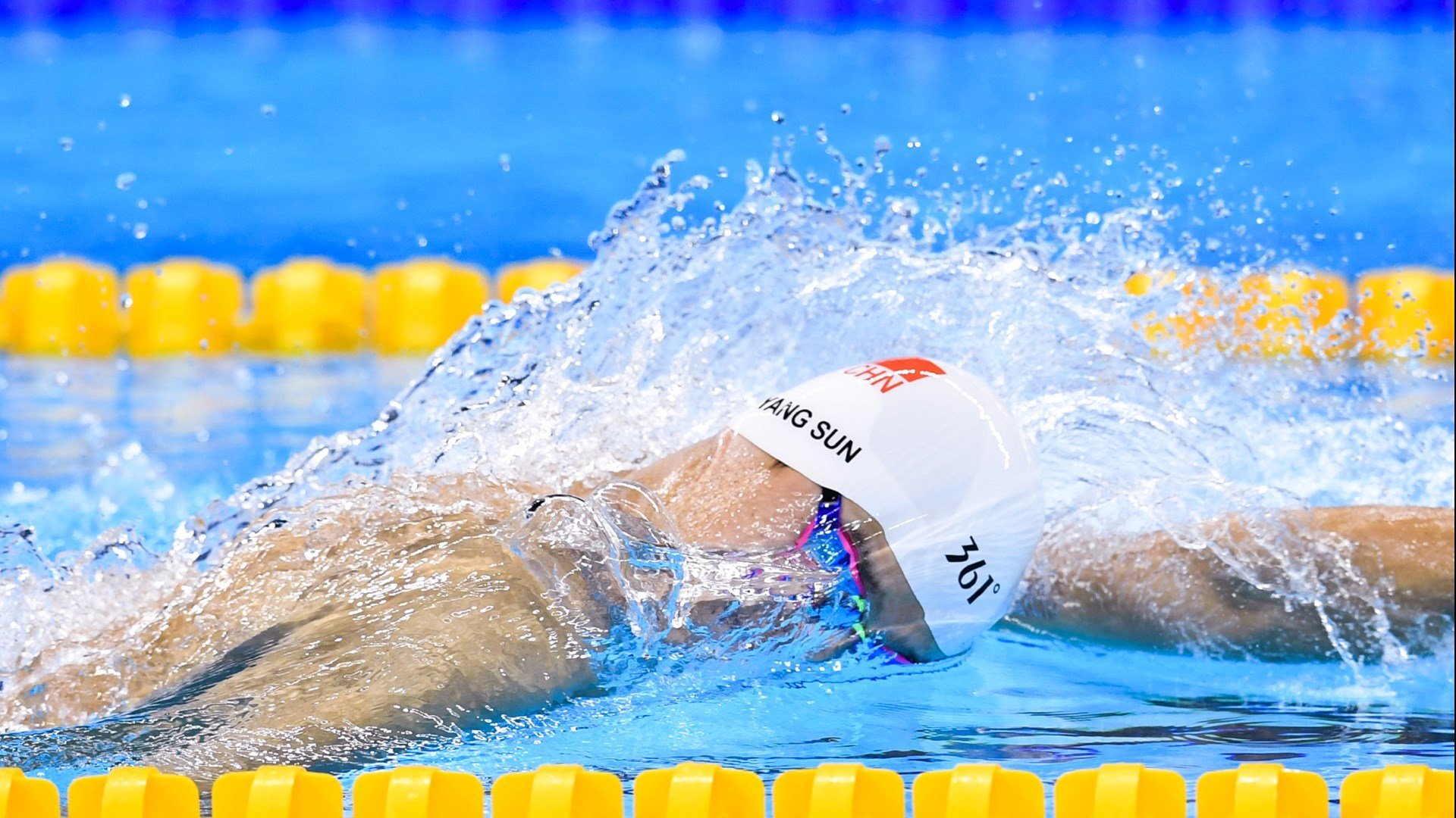 世界杯决赛：下半场阿根廷利用角球破门 巴西压上却被反击再丢一球